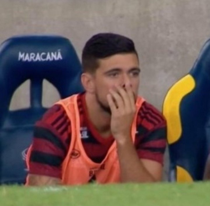 zonadeclubismo's tweet photo. do crente ao ateu, ninguém explica isso 

Cuca com Zaracho no banco
Abel com Arrascaeta no banco https://t.co/Gid80ad3zr