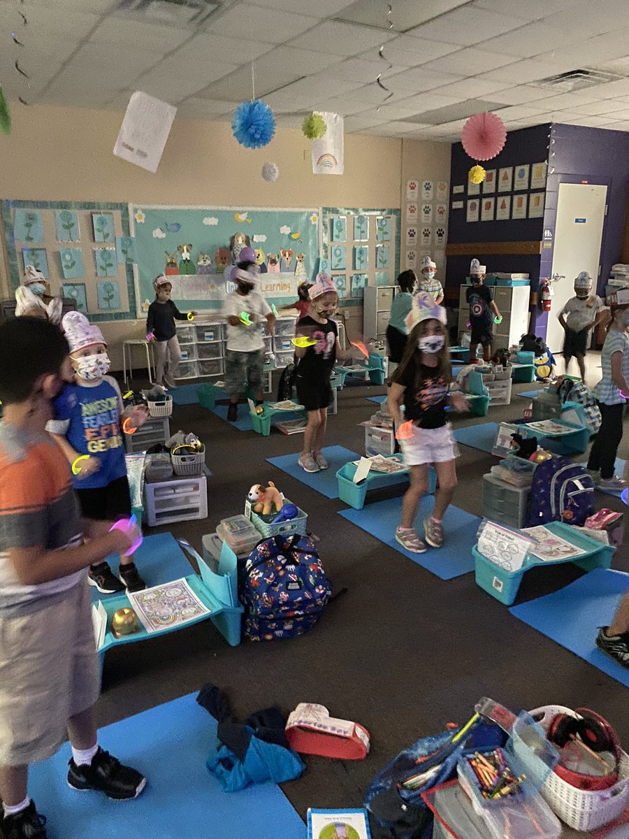 I enjoyed celebrating these cute, kind, fun Kindergartners. We had a glow dance party, created our K autograph craft, and read with our flashlights. Happy National Kindergarten Day! <a href="/VillasElem/">Villas Elementary</a>