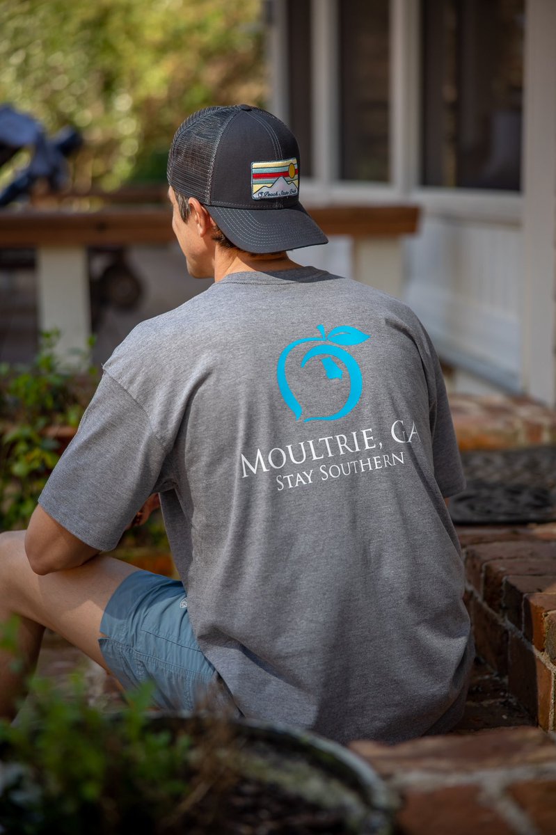 PeachStatePride's tweet image. Hometown tees 🙌 Visit the link to see if your town is available!

peachstatepride.com/collections/ho…

#peachstatepride #hometown #staysouthern