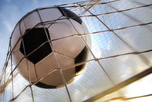 Superliga europea: por qué castigar a los 12 grandes clubes podría ser una mala idea elportaluco.com/superliga-euro… Superliga europea: por qué castigar a los 12 grandes clubes podría ser una mala idea
Mikael Damkier / Shutterstock

Adrian R Bell, U...