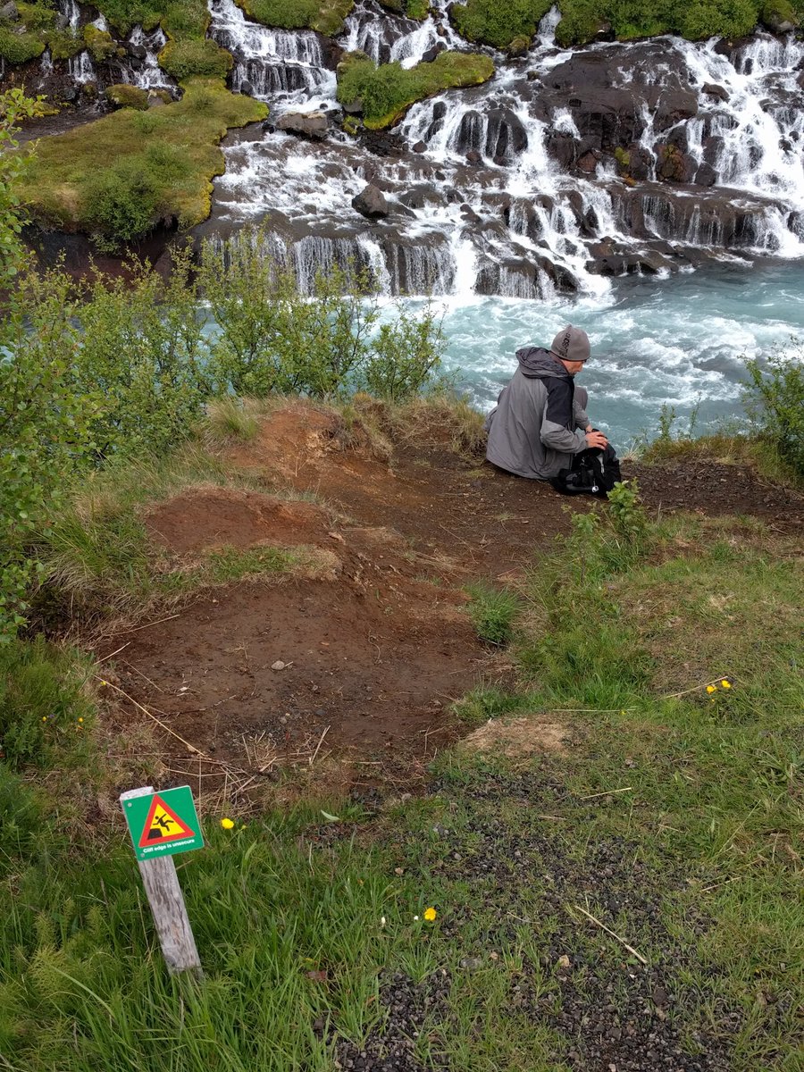 2evrywhre's tweet photo. Happens all the time. This one shot at #Barnafossar, #Iceland. https://t.co/Vjvu2uctkz