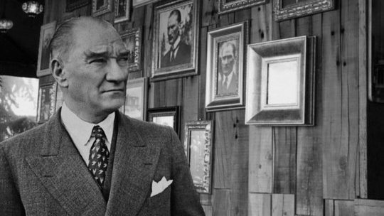 keşke bir daha gelsen dünyaya sarı saçlım mavi gözlüm #SOKAĞACIKMAYASAĞI