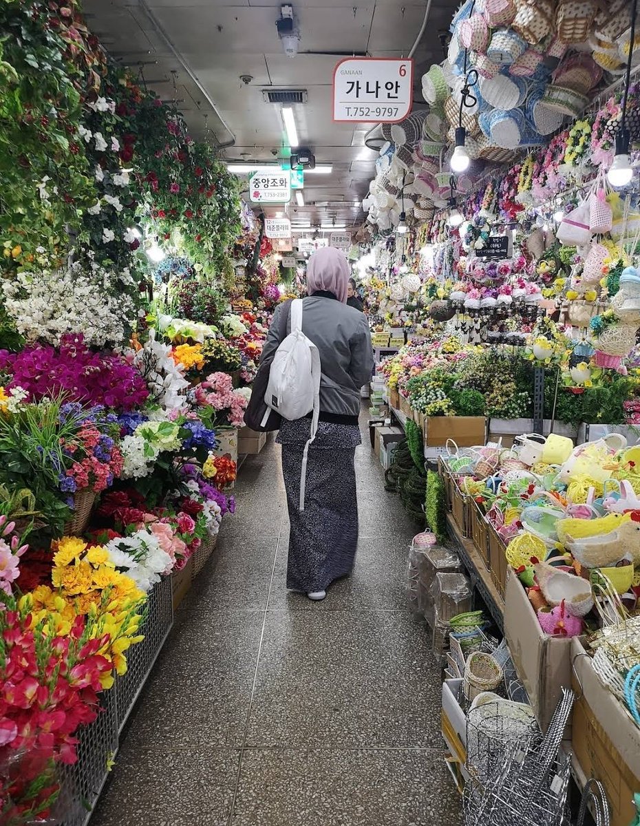 Namedaemun Market is the oldest in all of the Republic of Korea. There is nothing you cannot find. Fish, dumplings, hotteok, skincare, mink blankets, you name it. https://maps.app.goo.gl/vxM4C7ZKvWeWMUiv6