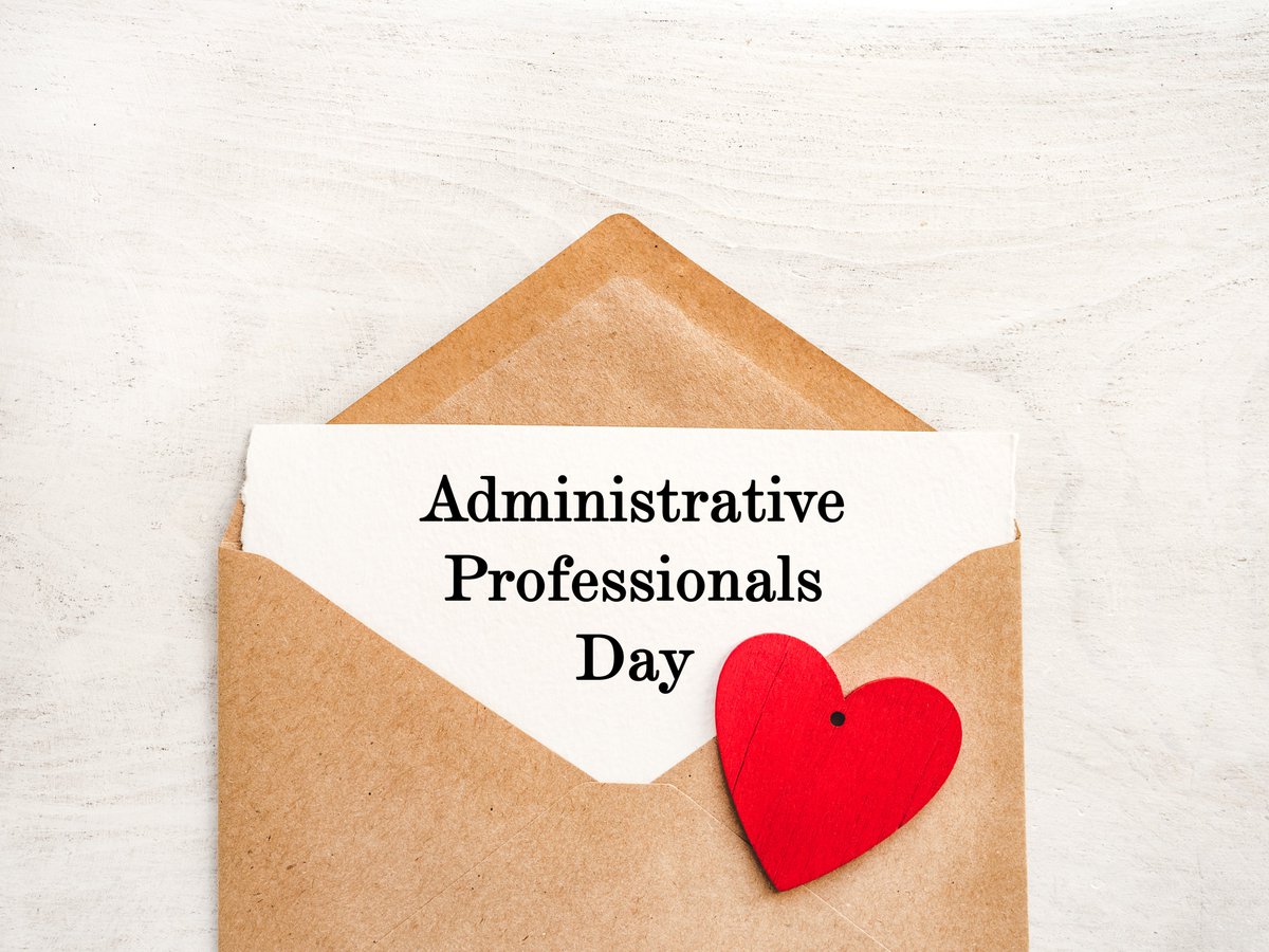LskySD's tweet photo. We ❤️our admin professionals in Living Sky SD! We appreciate everything you do for the staff and students. You're amazing! #AdminProfessionalsDay #lskysd https://t.co/bzxiKbu7d9