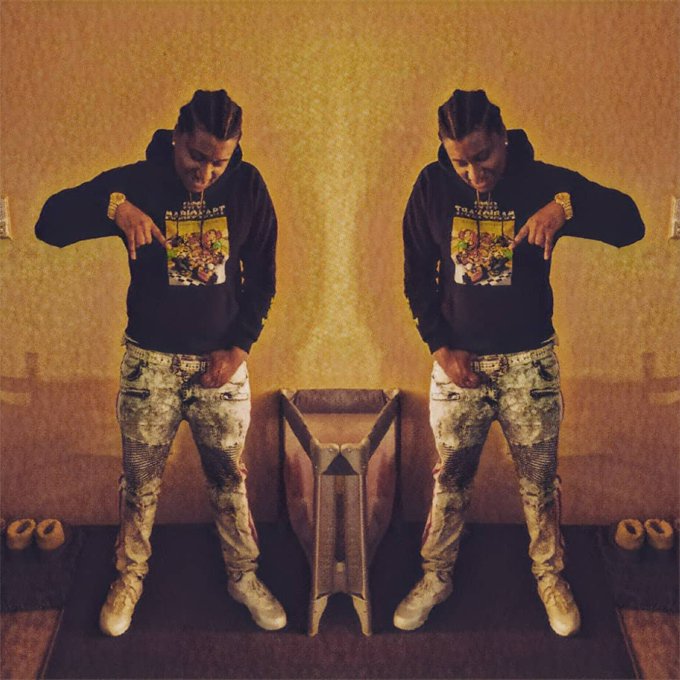 #NewProfilePic https://t.co/P10FWgKLkq<a href="/tag/newprofilepic"class="tags">#NewProfilePic</a>