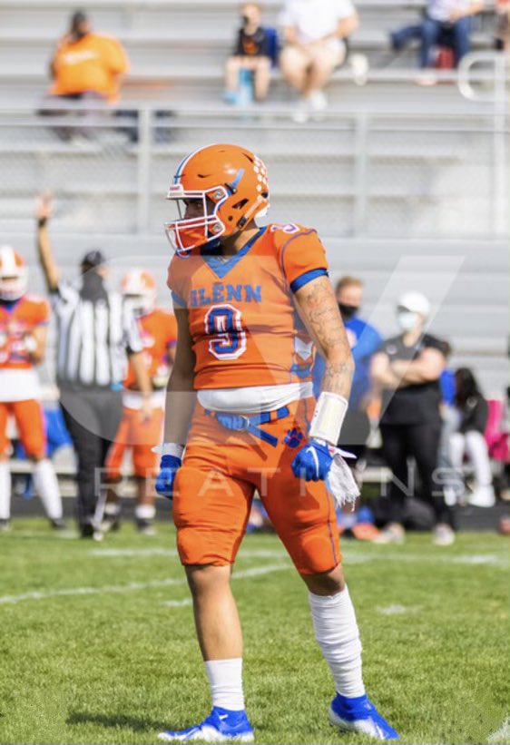 Senior year 7 game highlight ❗️ 

hudl.com/v/2FMuMR

Long Live 26 🖤 #DEEPWATER