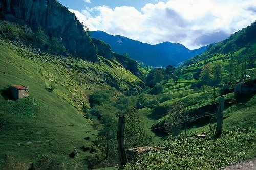 Informe desfavorable al proyecto Garma Blanca elportaluco.com/informe-desfav… El Gobierno emite un informe desfavorable al proyecto Garma Blanca

El consejero de Medio Ambiente, Guillermo Blanco, destaca impactos...