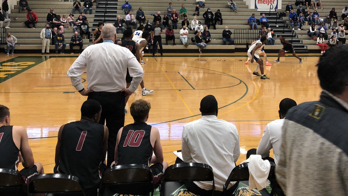 SandhillsFlyers's tweet photo. @SandhillsCC Flyers drop the quarterfinal match up with @DDCCStormMBB tonight in Danville, IL. Back in action Friday. @Sandhills_Coach @PrideofthePines @Highlights_R_Me @Region10Sports @NJCAABasketball #FlyersRISE https://t.co/xiNcxLBzJJ