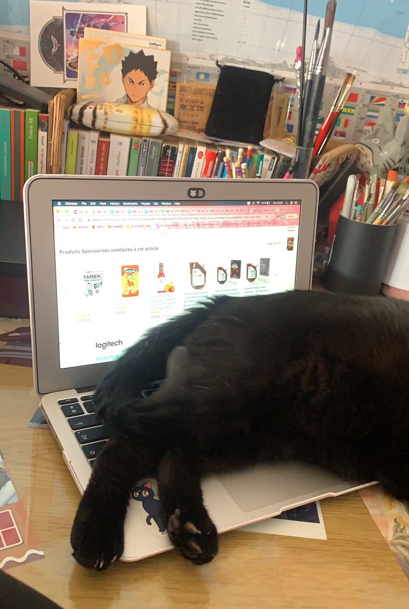 beben40151053's tweet photo. Comvoissi je profite de la chaleur qu’elle est électronique https://t.co/mt3oa5IQ7j