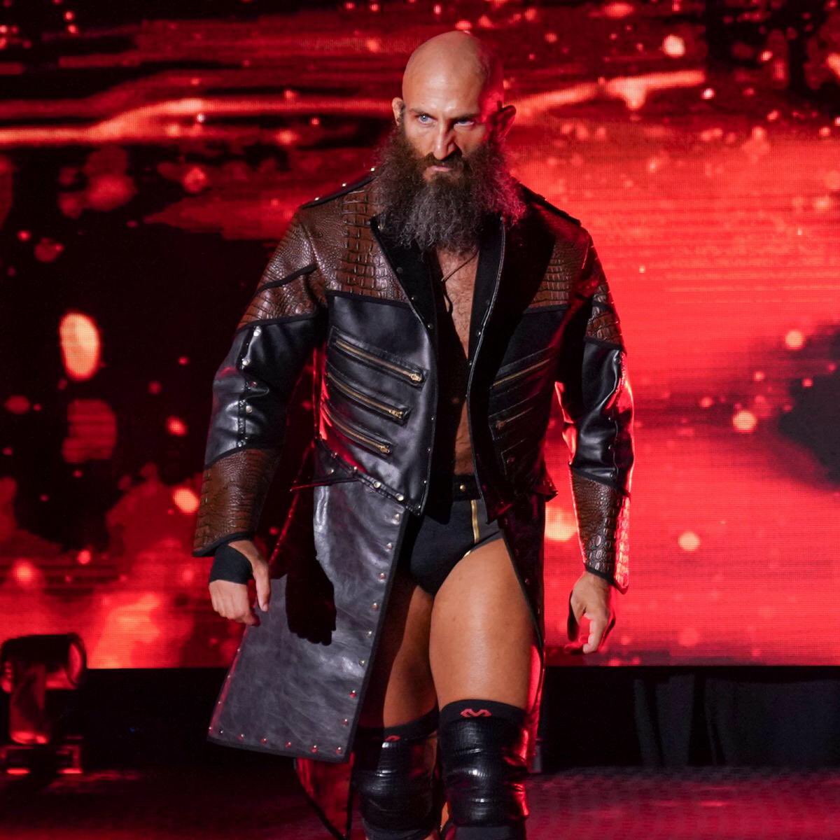 torch_tom's tweet photo. I was built for a match like the Antichamber. No one knows chaos like me. Brad and myself will go through hell to get what we want. #L16 #Manchester will never be the same. @one_wrestle https://t.co/rJf4tV4scO