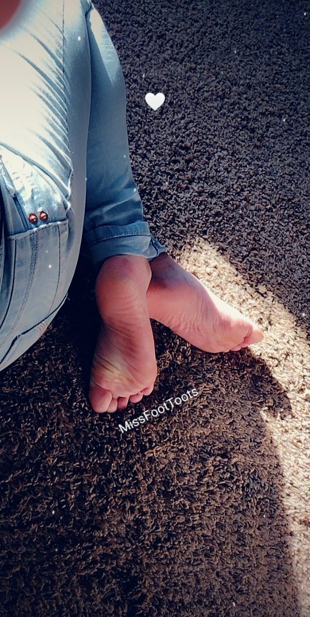 toots_miss's tweet photo. Wrinkled Soles....Wrinkled Toes...😍🤪
#wrinkledfeet #wrinkledsoles #feetfetish #footmodels #feetart #Feet #feetoftwitter #feetandjeans https://t.co/TS14odyiob