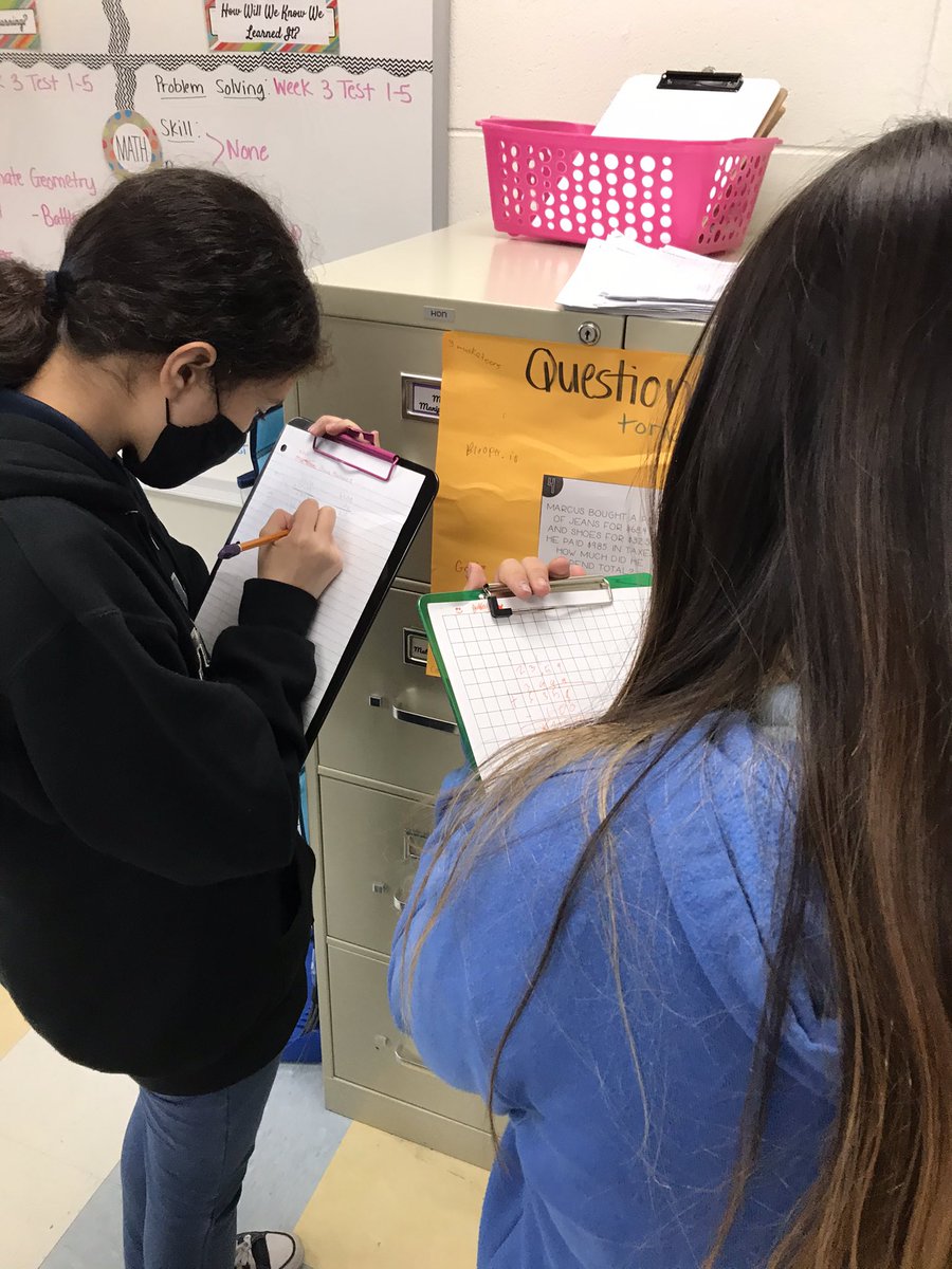 EmSchellinger1's tweet photo. STAARManji Day 3: It’s all about adding/ subtracting decimals, gallery walks and immediate feedback for  S’s to self monitor/ adjust. The goal was to have students transfer their math to a completely different paper for solving and have discourse with peers on the process! 💪🏼🤩 https://t.co/l8X8f10UQE