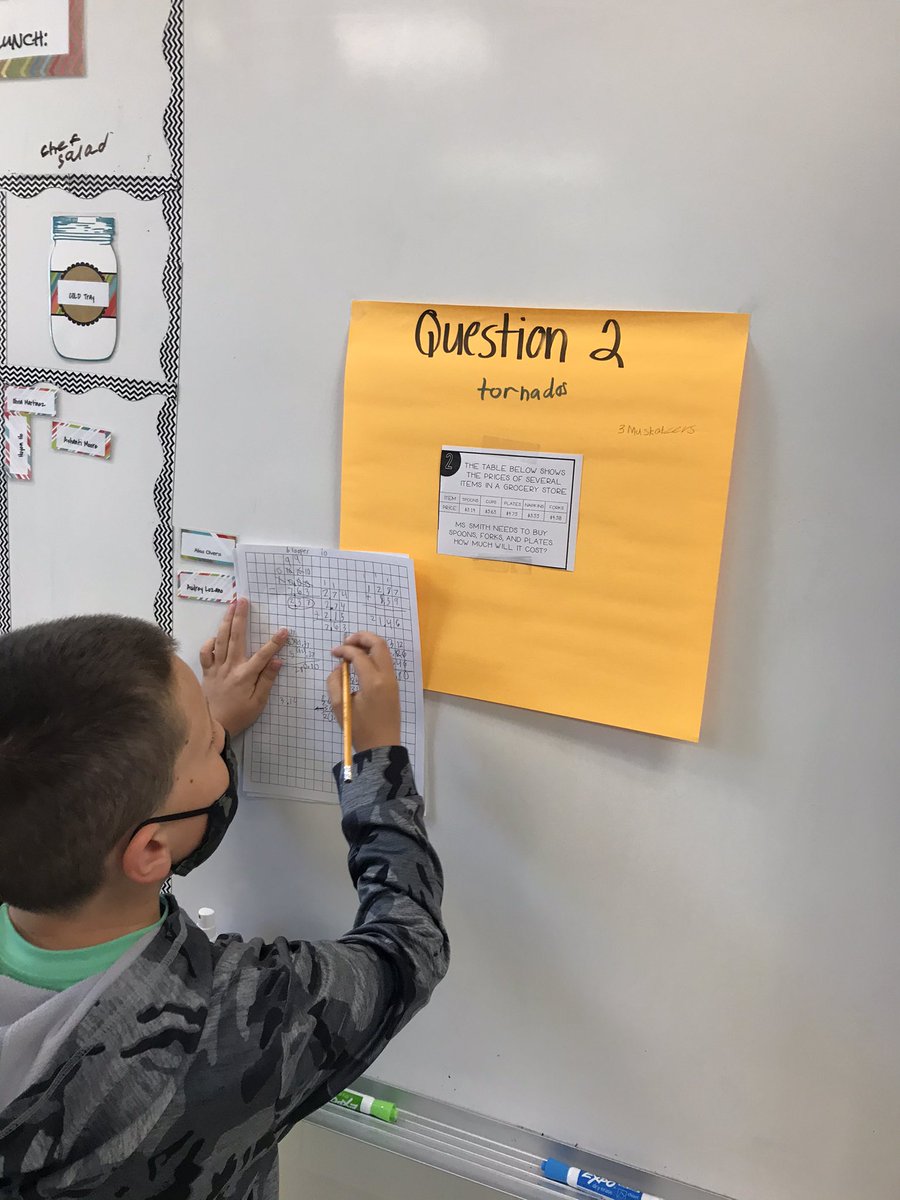 EmSchellinger1's tweet photo. STAARManji Day 3: It’s all about adding/ subtracting decimals, gallery walks and immediate feedback for  S’s to self monitor/ adjust. The goal was to have students transfer their math to a completely different paper for solving and have discourse with peers on the process! 💪🏼🤩 https://t.co/l8X8f10UQE