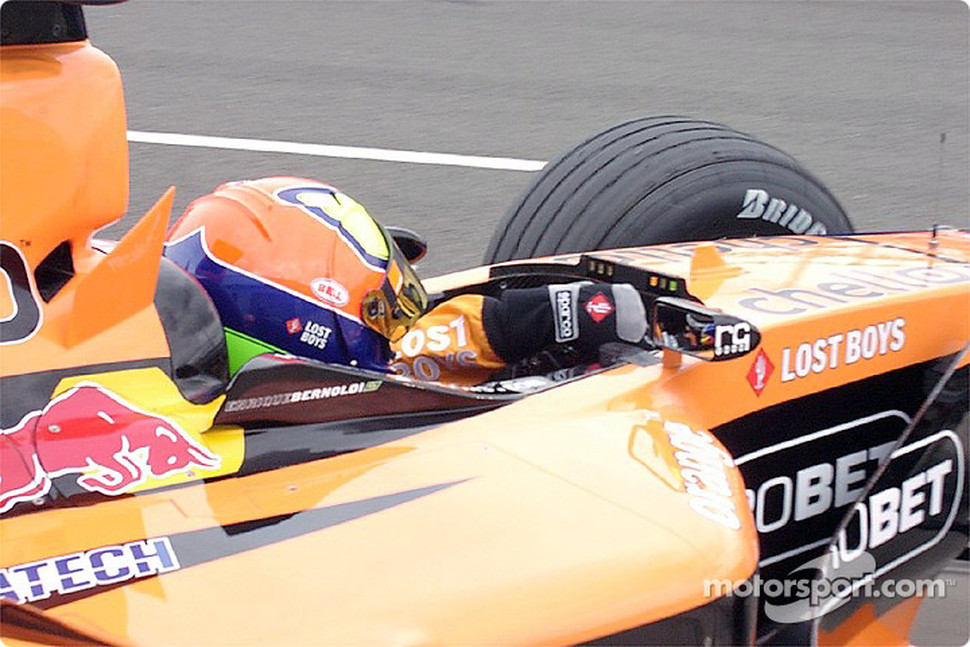 CrystalRacing's tweet photo. ENRIQUE BERNOLDI'S #F1 career π§π·
-18 retirements in 28 starts
-DSQ'd at 2002 π¦πΊ
-DNQ's at 02 π«π· (Arrows' financial issues)
-Battled Coulthard at 2001 π²π¨ & Michael Schumacher at 02 π²πΎ
-Beat Jos Verstappen 10-7 in qualifying
-Outqualified by Frentzen 11-1
-No points
#TopFlops https://t.co/nDk4EmH7xj