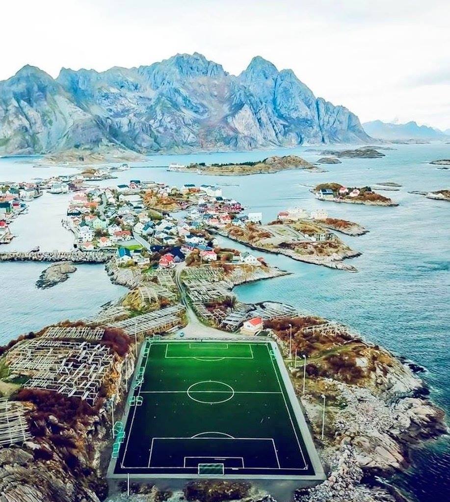 Stadion Henningsvær Henningsvær, Norway