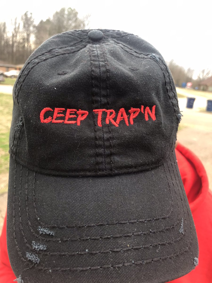 1hushmoney's tweet image. Crazy how Twitter haven’t seen my clothing, I’m tweaking #BlackBusiness #ceepkalm 🧘🏾‍♂️♟