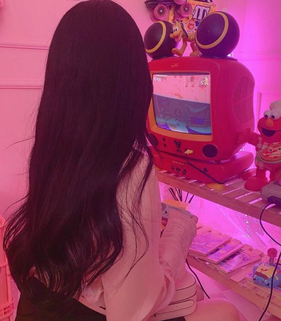 ロングヘアの方に試してほしい！毛先すいてゆるっと巻いて色気ダダもれに仕上げてみて！