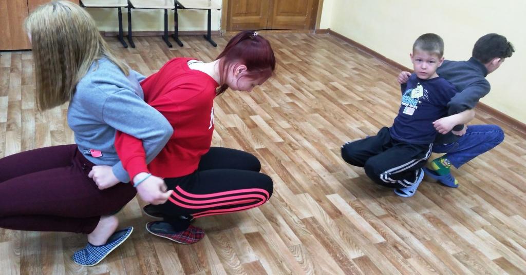 srcnes1's tweet image. #mspno «Навстречу звездам!», посвященное 60-летию полета Ю. А. Гагарина в космос. Ребята посмотрели видеоролик«Знаете, каким он парнем был!» и презентацию «Мы- первые!», из которых узнали о значимости  первого полета человека в космос для нашей страны и для всего человечества.