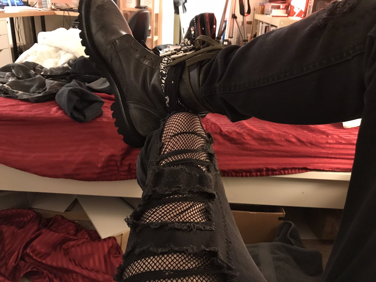 Fishnets and bandana boots.