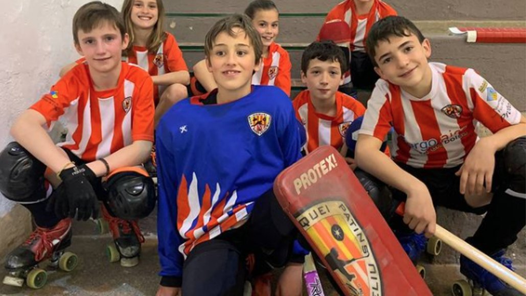 Buenos recuerdos nos traen desde <a href="/chpsantfeliu/">CHP Sant Feliu</a> 🏑 .
Es bueno ver como empezamos en <a href="/Protex_es/">Protex® - Custom Sportswear</a>  hace muchos años, con las protecciones de Hockey 🥅