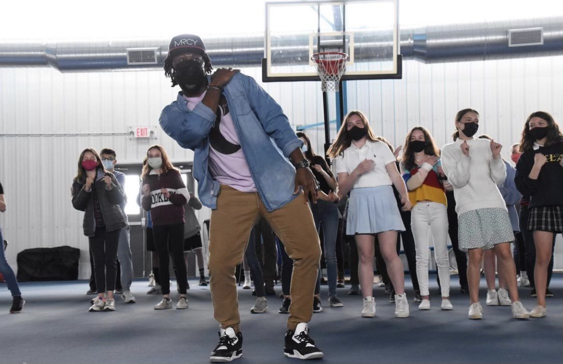 It was an amazing experience to bring the Blueprint Project to these students yesterday. I spoke to the student about trying something new and stepping out of the box.#students #experience #schoolculture #studentengagement #communityimpact #buildcommunity  #education #teaching