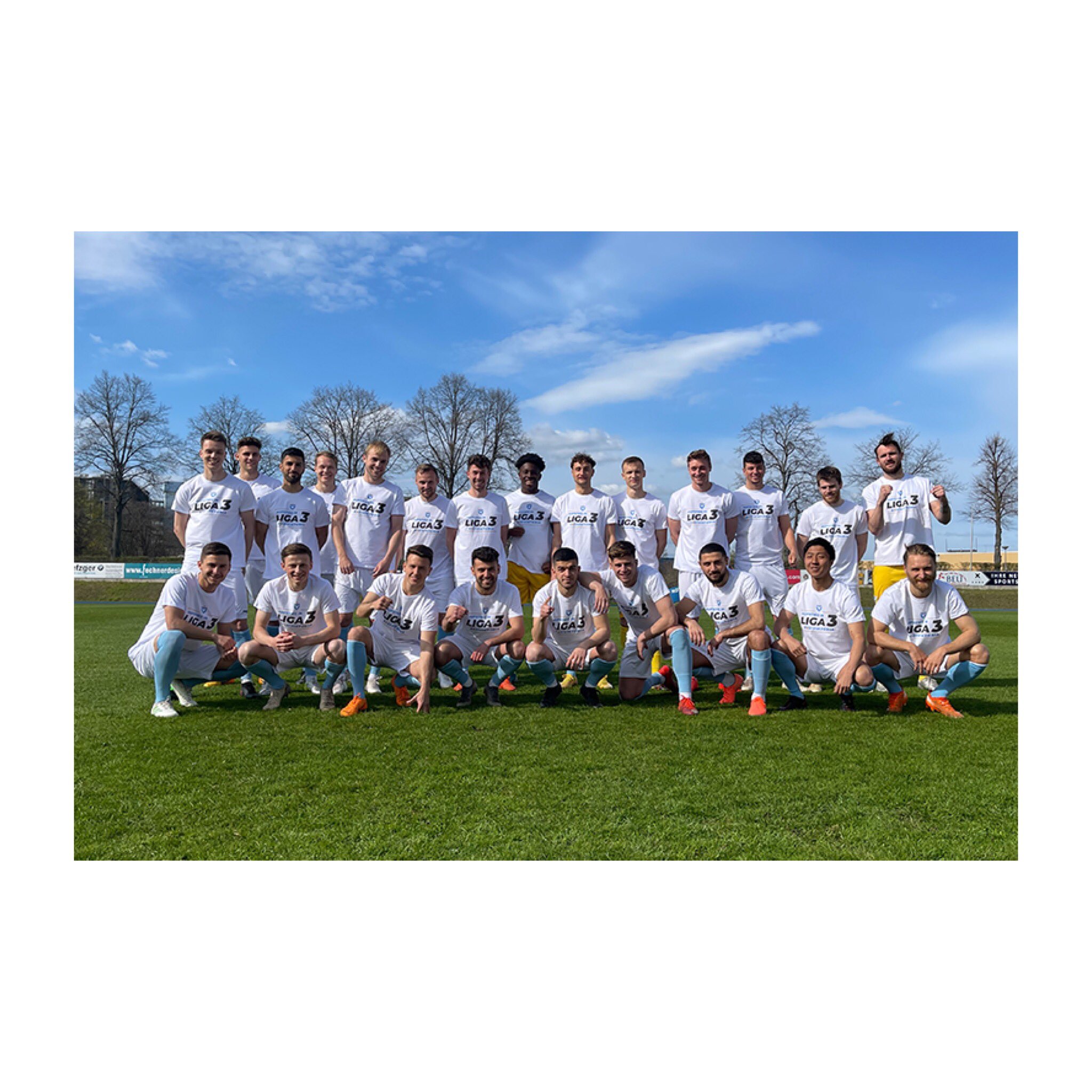 Shinji Yamada 山田 真史 A Twitter ドイツ3部に昇格 まだまだこれから 下部からの成り上がりサッカー選手として まだまだ頑張ります ドイツサッカー 日本人サッカー選手 成り上がりサッカー選手 ドイツ ドイツ3部 プロサッカー選手 T Co