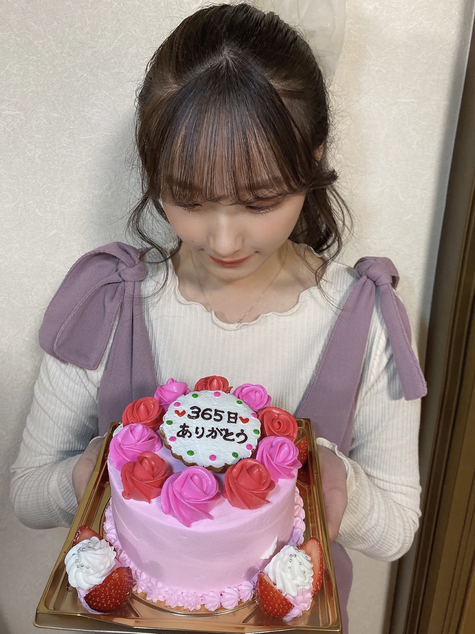 諸橋姫向 やひこ 弥彦村のケーキ屋さん パレドールワタナベ さんはデコレーションケーキをやっています Showroom365日の時に久しぶりに頼んでみました 好きなキャラクターだったり 絵だったり 自分好みのデザイン 形にしてくれます 見た目も