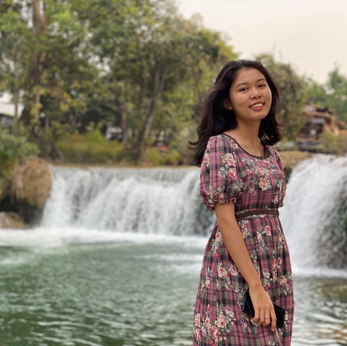 SAGA WAH: Final Part 1 Student at University of Medicine Mandalay, live in Mya Yee Nandar Housing, was abducted by Terrorists (#Myanmar security forces) this afternoon.

#WhatsHappeningInMyanmar #Apr22Coup #MilkTeaAlliance

#ReleaseTheAbductees