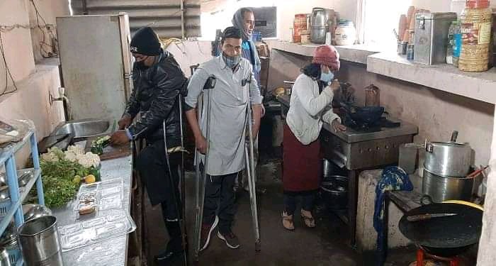 A group of physically-challenged men opened a dhaba last year. It was covered widely in media. I congratulated them at that time.Today got a desperate call from owner Amit Sharma, requesting monetary help to stay afloat due to corona. @sewanyaya is sending them 20k right away 