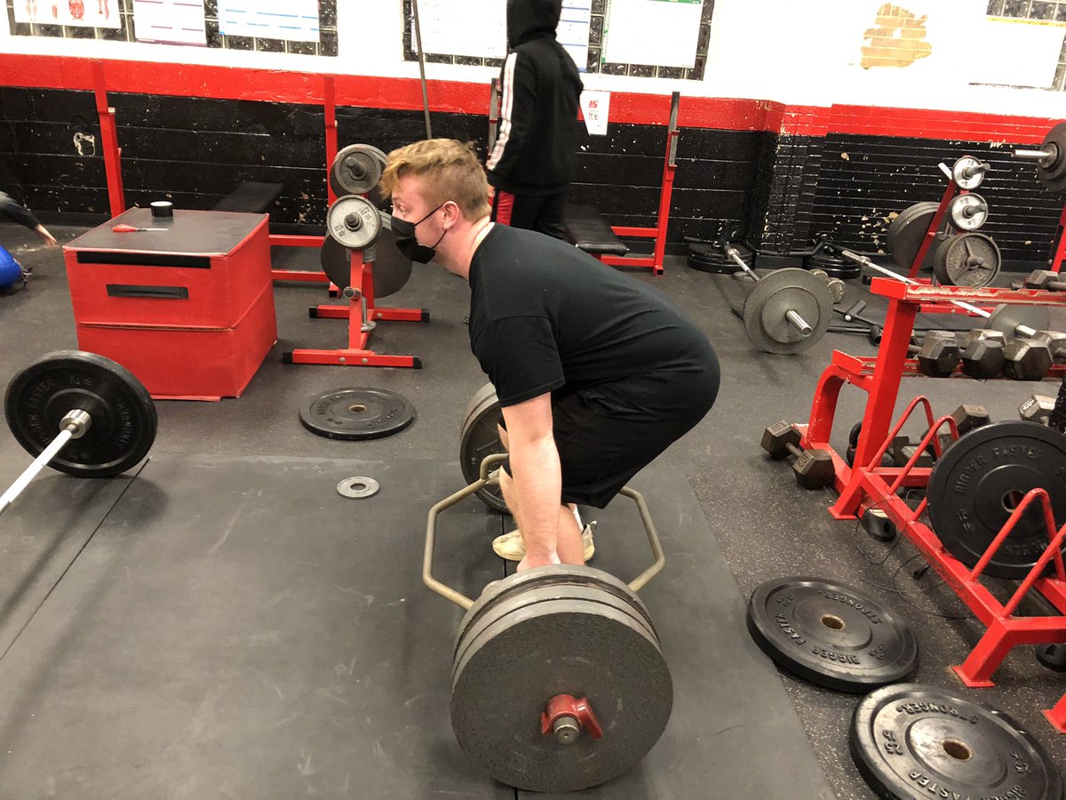 ClubShorian's tweet photo. Get Better Every Day! It’s a select motivated individual who consciously chooses to work to get better. As the great Bo Schembechler said, “Every day you either get better or you get worse. You never stay the same.” Choose to get better every day!

#GBED
#WinAtEverything🔴⚒ https://t.co/xTuWaRoeQe
