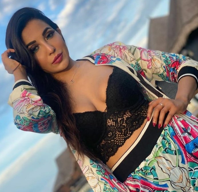 Ezk7kNSVUAEVCkV?format=jpg&name=900x900