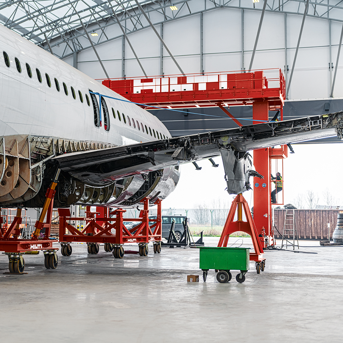 Hilti Group (@hiltigroup) on Twitter photo ✈♻ In the past, decommissioned #aircraft too often decayed in the middle of nowhere. Using the largest diamond saw in the world developed by Hilti, <a href="/aerocircular/">Aerocircular®</a> can separate components and bring nearly all of them back to life ➡ hilti.link/aircraft ✈♻ In the past, decommissioned #aircraft too often decayed in the middle of nowhere. Using the largest diamond saw in the world developed by Hilti, <a href="/aerocircular/">Aerocircular®</a> can separate components and bring nearly all of them back to life ➡ hilti.link/aircraft