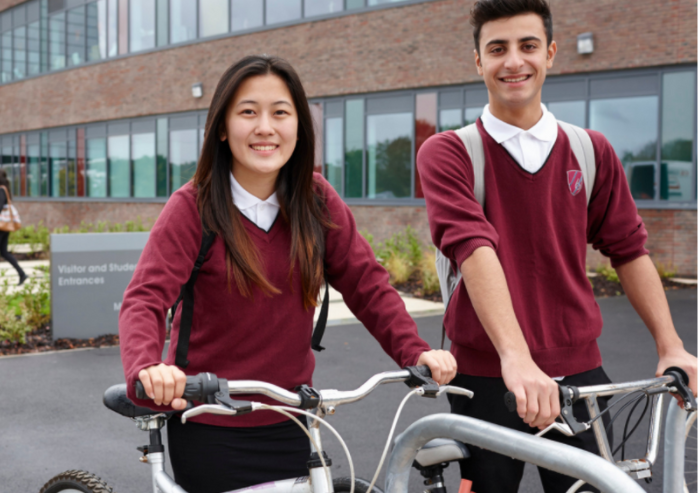 (4/5)By reducing their carbon footprint, UK schools could prevent 625,000 tonnes of CO2 from entering the atmosphere.And they’re already inspiring entire communities to think and act differently, from car-free school runs to plant-based canteens. 