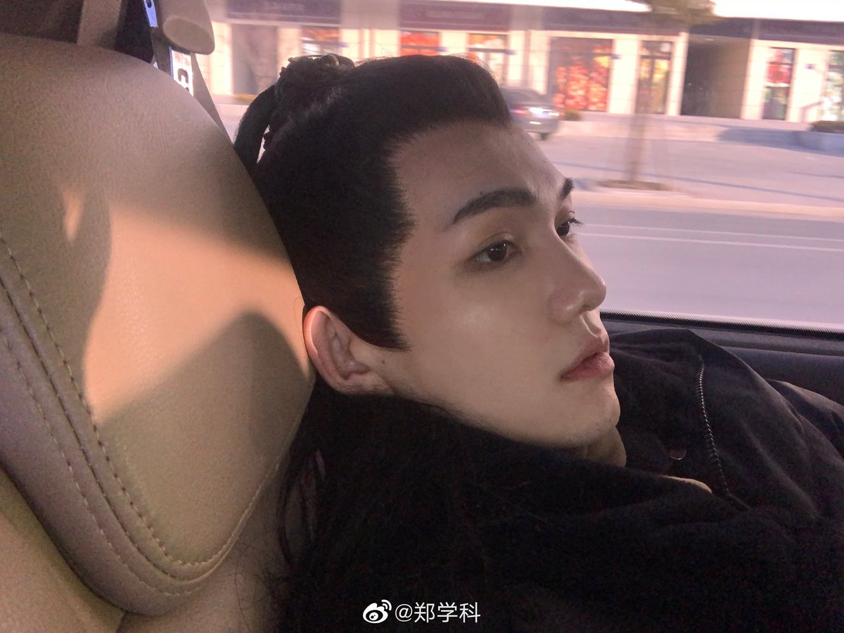 YeYanBai_Fan's tweet photo. Zheng Xue Ke (郑学科) 
Supporting actor. The character's name is unknown

#TheStoryOfTheBat #夜燕白 #YeYanBai 
#ZhengXueKe #郑学科 https://t.co/M5GZkEph7n