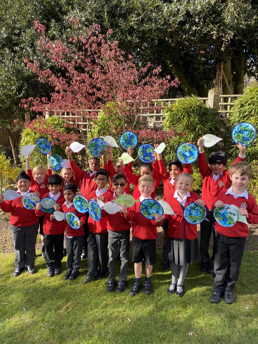 NottsHighIJS's tweet image. Happy Earth day from 2W! We have been very busy talking about how beautiful our earth is and discussing ways that we can look after it. 2W thought of some brilliant ideas, what could you do? #ourbeautifulearth #SoMuchMore
