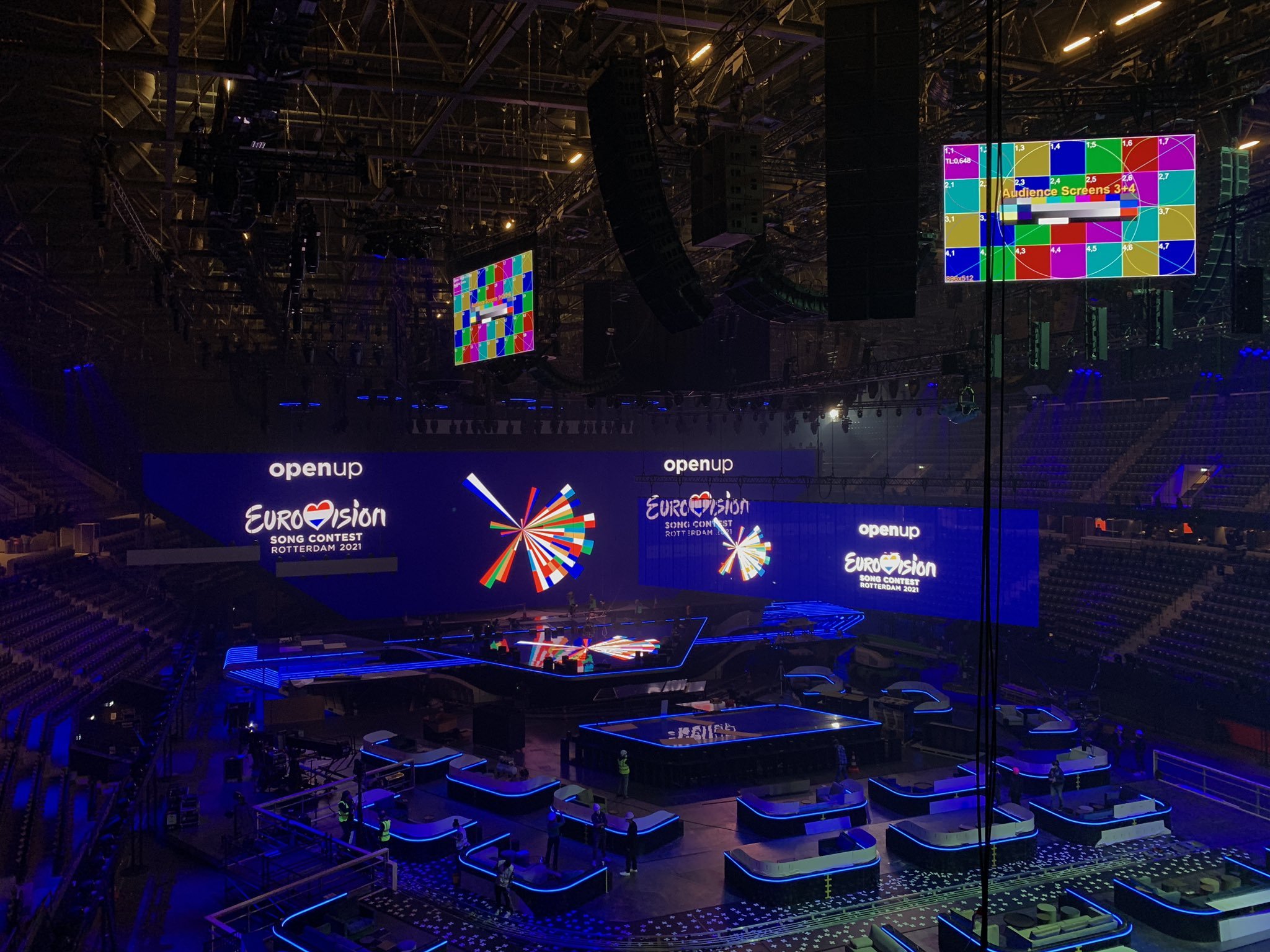 EzkMKmMXIAAjtz6?format=jpg&name=large