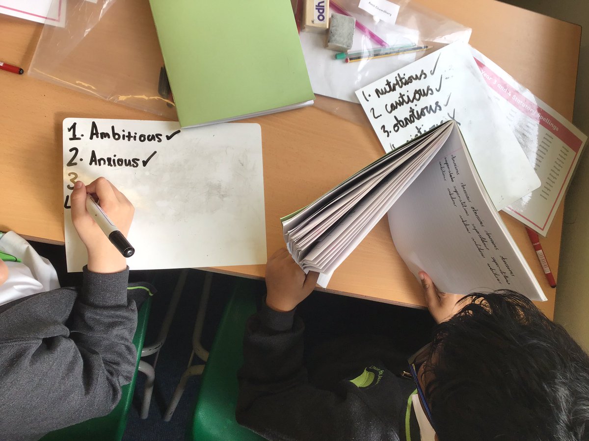LindenRDoak's tweet image. Year 5 finding spelling patterns and testing each other! #LindenEnglish