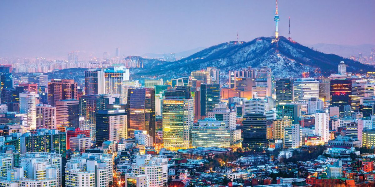 Meet our #IncubateurHEC incubee Somi Park, Founder and CEO of the #Seoul based #startup #LondonFriday which give access to European #luxury brands to Korean customers at a more affordable price. fcld.ly/ej1gcnt