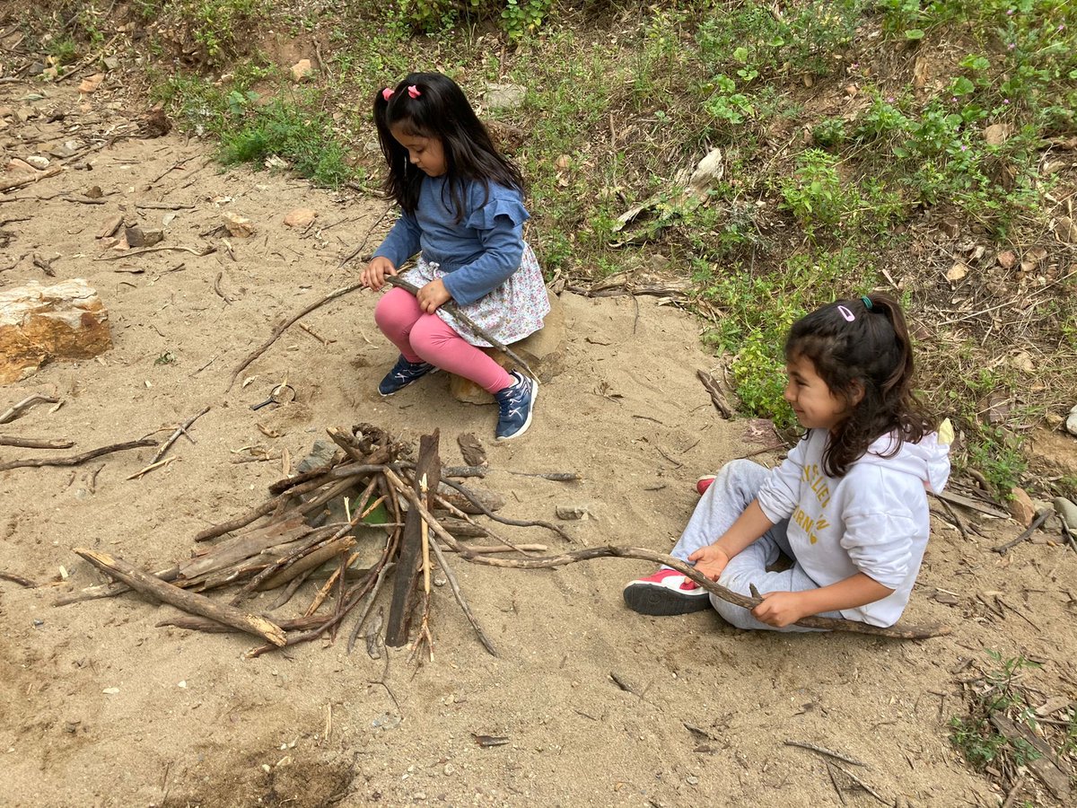 Colegio El Gracia (@colegioelgracia) on Twitter photo Ambientes de construcciones en Infantil #CreceEnCompañía <a href="/cepmalaga/">CEP de Málaga</a> @EscuelasXClima @EducaAndInnova @educacionenmlg <a href="/Malagaconvive/">Gabinete Convivencia e Igualdad</a> #EducacionAmbiental Ambientes de construcciones en Infantil #CreceEnCompañía <a href="/cepmalaga/">CEP de Málaga</a> @EscuelasXClima @EducaAndInnova @educacionenmlg <a href="/Malagaconvive/">Gabinete Convivencia e Igualdad</a> #EducacionAmbiental