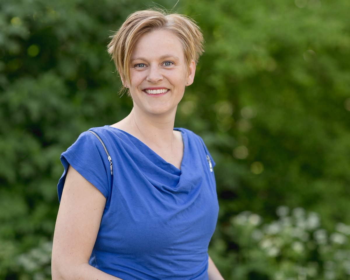 Op "De dag van de Aarde" roepen we de Martine Vonk prijs in het leven. Hiermee gedenken we Martine Vonk. Deze prijs reiken we op 28 mei tijdens het GroenGelovig evenement uit. 

groengelovig.nl/martine-vonk-p…