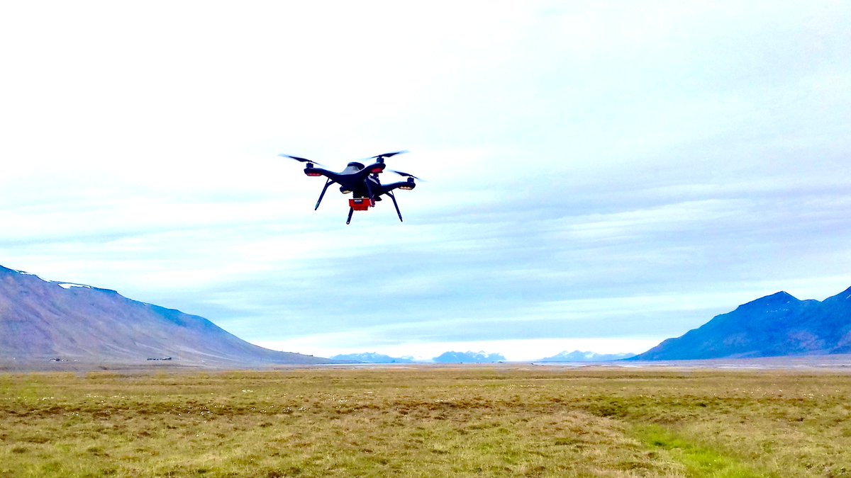 Eleanor Thomson (@ethomson90) on Twitter photo The first paper from #PFTC4 <a href="/PFTCourses/">Plant Functional Traits Courses</a> is out!
We map plant species and plant traits in the High Arctic using field spectroscopy, a multispectral drone and Sentinel-2 data:
doi.org/10.1088/1748-9…
The research is published #openacess in ERL <a href="/IOPenvironment/">IOP Environment</a> (1/4) The first paper from #PFTC4 <a href="/PFTCourses/">Plant Functional Traits Courses</a> is out!
We map plant species and plant traits in the High Arctic using field spectroscopy, a multispectral drone and Sentinel-2 data:
doi.org/10.1088/1748-9…
The research is published #openacess in ERL <a href="/IOPenvironment/">IOP Environment</a> (1/4)