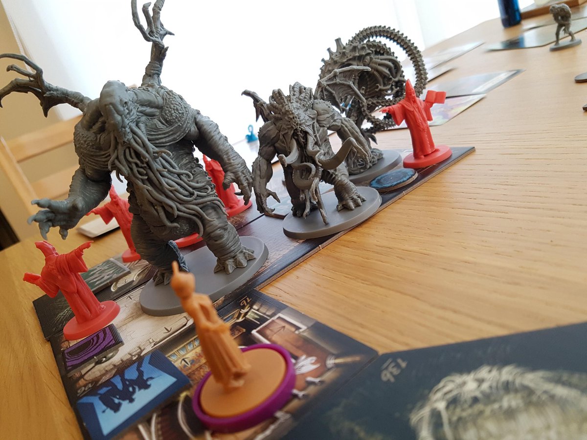 EvilMeeple's tweet photo. "Don't talk to me or my son ever again"
#boardgames #tabletopgaming #Cthulhu https://t.co/tgFm6pM1Zn