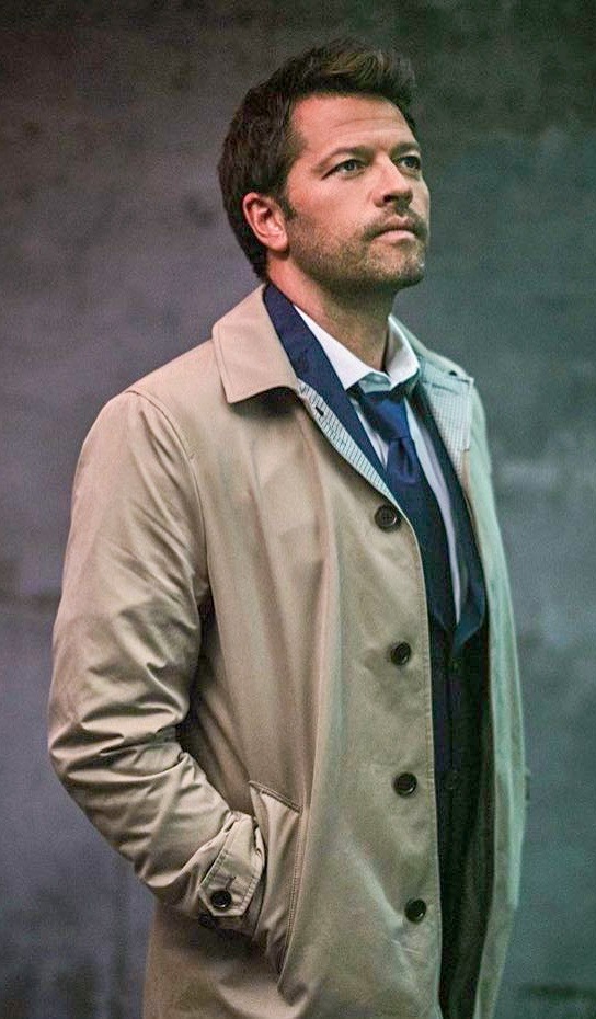 Can we all just take a moment to appreciate our Angel of Thursday, please?  #Castiel  #MishaCollins