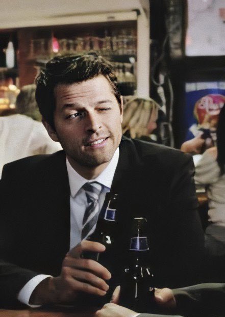 Can we all just take a moment to appreciate our Angel of Thursday, please?  #Castiel  #MishaCollins