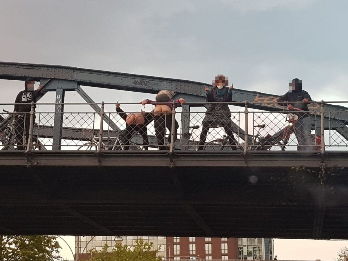 Uns wurde ein Foto der Szene zugespielt, Grüße gehen raus an unseren Informanten C. B. 😉 #fr2004 #freiburg