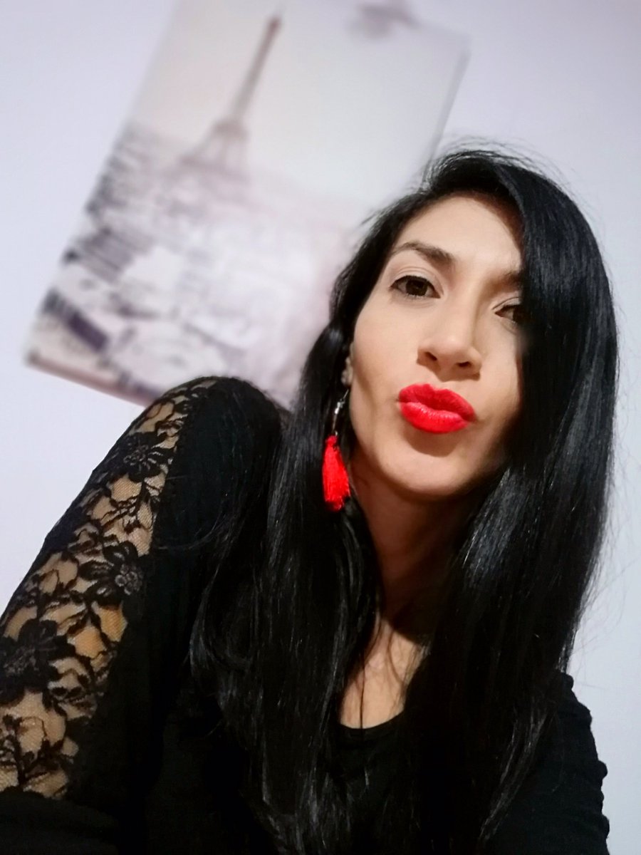 olberca's tweet image. #SpamDeLabiosRojos holiiii 😘