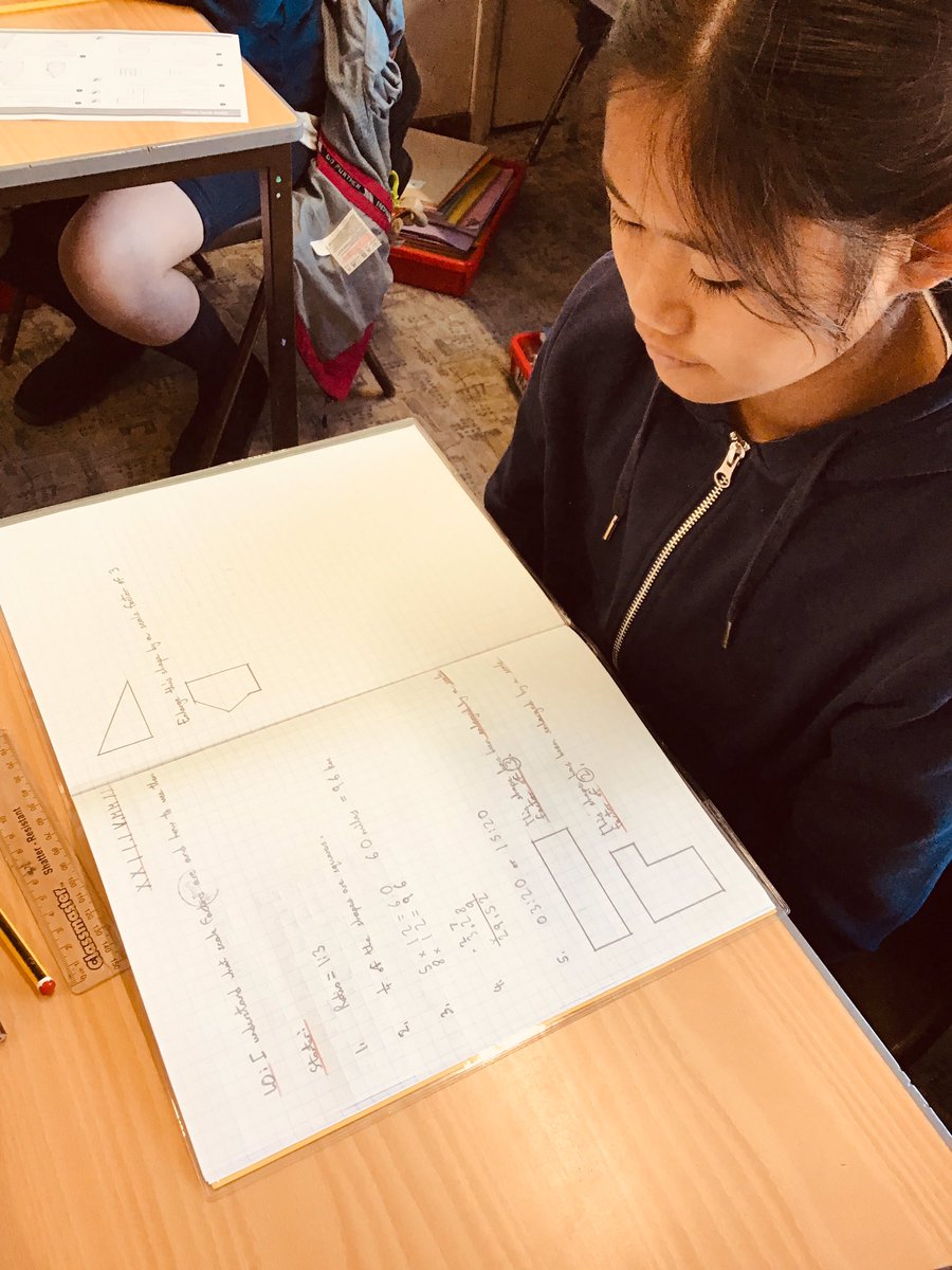 AnnunciationHA8's tweet image. We have been investigating scale factor in Y6 #scalefactor #ratio #reallifemaths