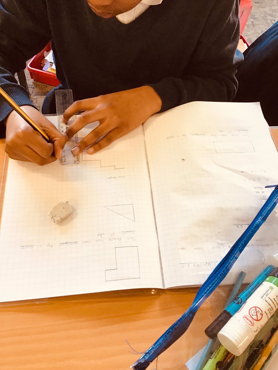 AnnunciationHA8's tweet image. We have been investigating scale factor in Y6 #scalefactor #ratio #reallifemaths