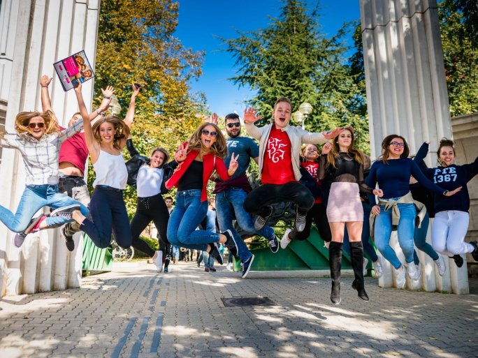 The University of Pécs was ranked the best university in Hungary compared to more than 1,000 universities from 94 countries in the Impact Ranking 2021 of Times Higher Education (THE)! 🥳👨‍🎓🌍
international.pte.hu/news/best-univ…
#SDGs #highereducation #bestinHungary #achievement