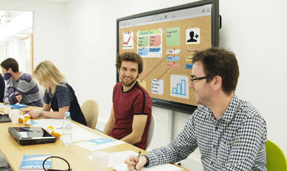 Want to retain great talent in your business for the long-haul? Make sure you're providing the perks your workers actually want 📅

Learn what the top employee benefits for 2021 are here: ow.ly/OpNT50Ent9F 

#worklifebalance #staffmorale #businesstips